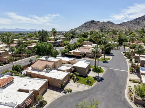 View/Area - 1001 E Becker Ln, Phoenix, AZ 85020 photo 5 of 6