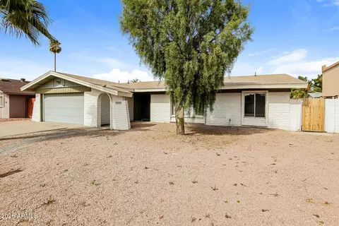 5010 W Kaler Dr, Glendale, AZ 85301