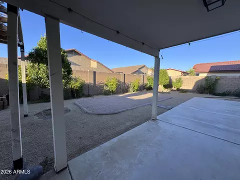 Exterior - 722 W Beth Dr, Phoenix, AZ 85041 photo 3 of 3
