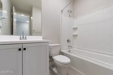 Bath - 9645 E Rainbow Ave, Mesa, AZ 85212 photo 2 of 3