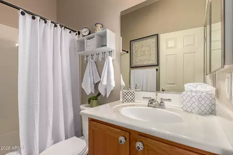 Bath - 7445 Eagle Crest Dr #1115, Mesa, AZ 85207 photo 3 of 3