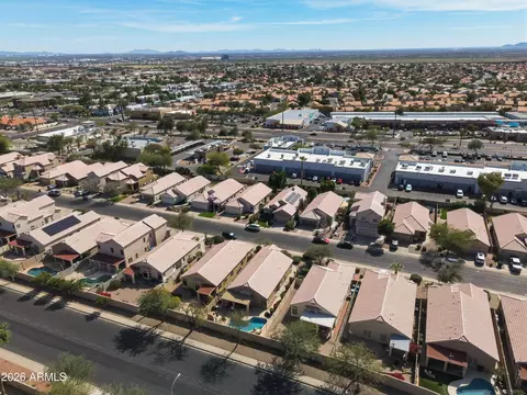 View/Area - 4248 E South Fork Dr, Phoenix, AZ 85044 photo 2 of 5