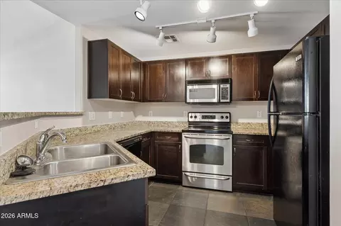 Kitchen - 1920 E Bell Rd #1022, Phoenix, AZ 85022 photo 1 of 1