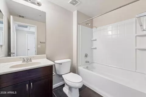 Bath - 1920 E Bell Rd #1022, Phoenix, AZ 85022 photo 2 of 2