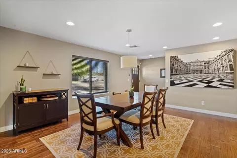 Dining - 1039 E Montebello Ave, Phoenix, AZ 85014 photo 2 of 2