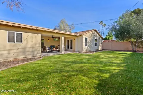 Exterior - 1039 E Montebello Ave, Phoenix, AZ 85014 photo 5 of 5