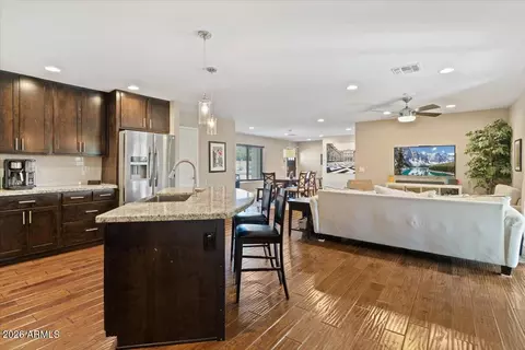 Kitchen - 1039 E Montebello Ave, Phoenix, AZ 85014 photo 1 of 4