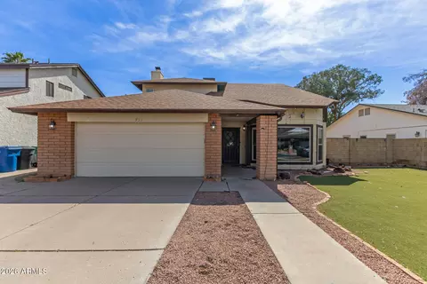 933 W Osage Ave, Mesa, AZ 85210