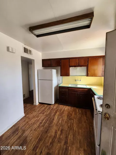 Other - 2207 W Cactus Wren Dr, Phoenix, AZ 85021 photo 2 of 5