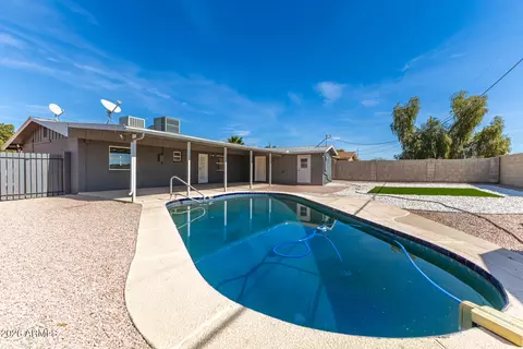 Exterior - 2535 E Hartford Ave, Phoenix, AZ 85032 photo 3 of 4
