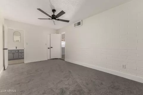 Bedroom - 2535 E Hartford Ave, Phoenix, AZ 85032 photo 2 of 5