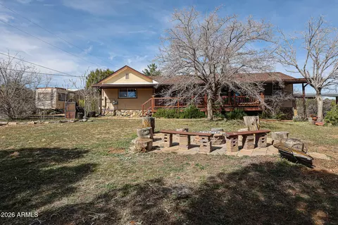 11400 S Hackberry Trl, Mayer, AZ 86333