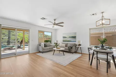 Living - 2303 Electra Ln, Phoenix, AZ 85024 photo 2 of 4