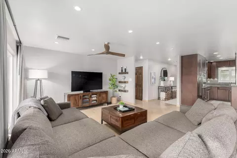 611 E Nicolet Ave, Phoenix, AZ 85020 photo 12