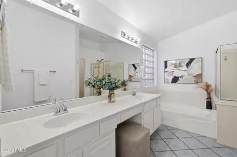 Bath - 9311 E Milagro Ave, Mesa, AZ 85209 photo 1 of 4