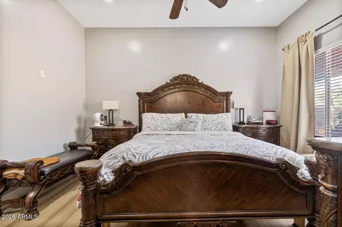 Bedroom - 1504 E Bowker St, Phoenix, AZ 85040 photo 2 of 3