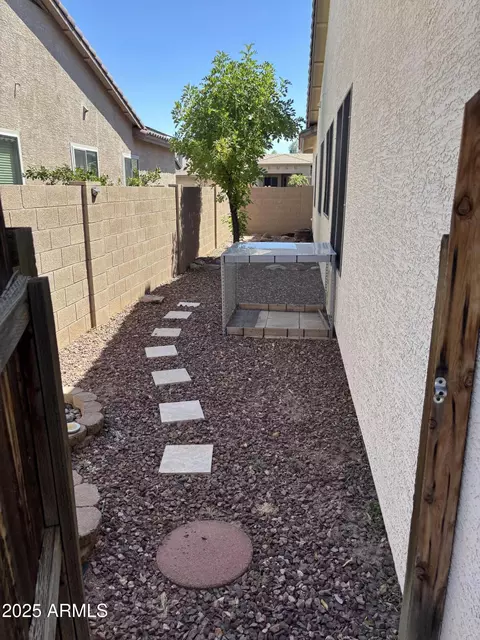 Exterior - 434 E Sheffield Ave, Gilbert, AZ 85296 photo 4 of 9