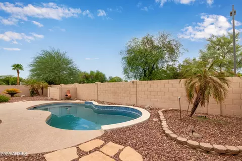 Exterior - 434 E Sheffield Ave, Gilbert, AZ 85296 photo 5 of 9