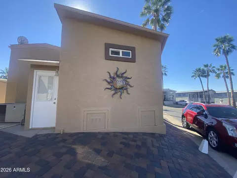 1306 W Chesapeake Dr, Apache Junction, AZ 85119