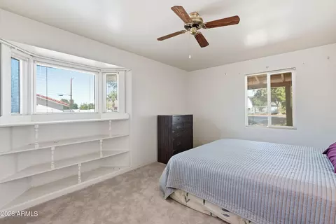 Bedroom - 3223 E Weldon Ave, Phoenix, AZ 85018 photo 5 of 7