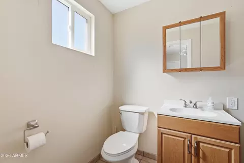 Bath - 3223 E Weldon Ave, Phoenix, AZ 85018 photo 7 of 7