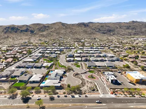 View/Area - 3407 E Valencia Dr, Phoenix, AZ 85042 photo 9 of 10