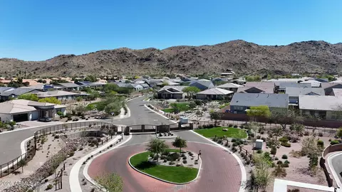 View/Area - 3407 E Valencia Dr, Phoenix, AZ 85042 photo 1 of 10