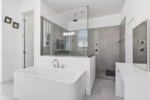 Bath - 3407 E Valencia Dr, Phoenix, AZ 85042 photo 1 of 5