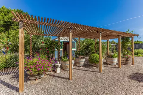 5634 E Dodge St, Mesa, AZ 85205