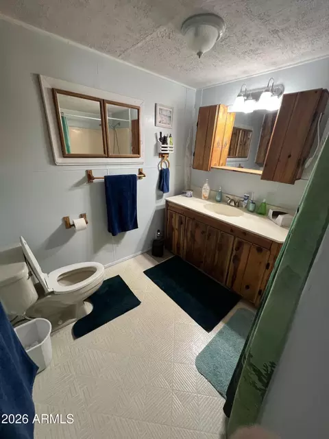 Bath - 84 W Haught Rd, Payson, AZ 85541 photo 1 of 14
