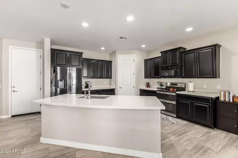 Kitchen - 11534 E Corbin Ave, Mesa, AZ 85212 photo 1 of 2