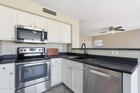 2840 E Wagoner Rd, Phoenix, AZ 85032 photo 16