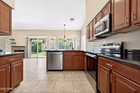 Kitchen - 919 N Starling Dr, Gilbert, AZ 85234 photo 3 of 4