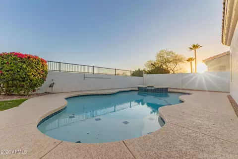 Exterior - 3257 E Maplewood St, Gilbert, AZ 85297 photo 9 of 10