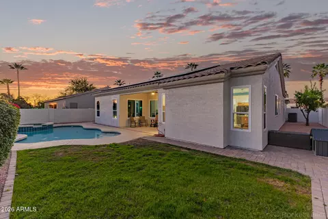 Exterior - 3257 E Maplewood St, Gilbert, AZ 85297 photo 5 of 10