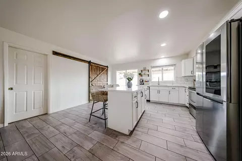 Kitchen - 5743 S Westfall Ave, Tempe, AZ 85283 photo 5 of 5