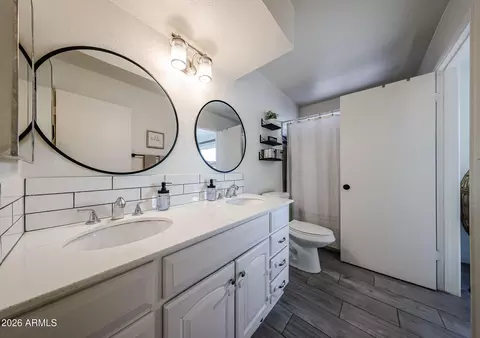 Bath - 5743 S Westfall Ave, Tempe, AZ 85283 photo 1 of 4