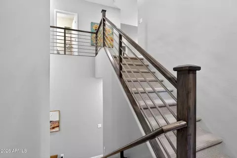 Entry Way - 690 N Sparrow Ct, Gilbert, AZ 85234 photo 5 of 7