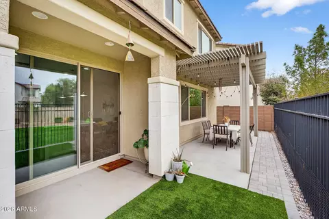 Exterior - 690 N Sparrow Ct, Gilbert, AZ 85234 photo 5 of 5