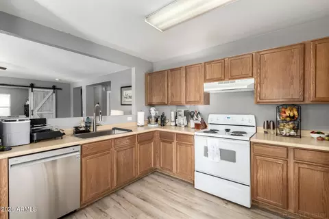 Kitchen - 8531 E Kiowa Ave, Mesa, AZ 85209 photo 2 of 2