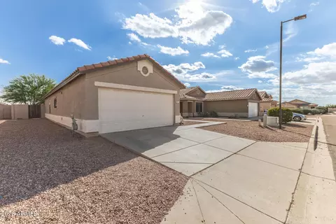 Exterior - 8531 E Kiowa Ave, Mesa, AZ 85209 photo 2 of 7