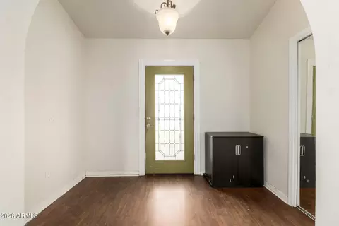 10226 S 46th Way, Phoenix, AZ 85044 photo 2