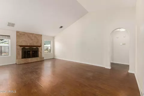 10226 S 46th Way, Phoenix, AZ 85044 photo 6