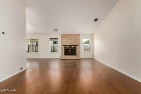 10226 S 46th Way, Phoenix, AZ 85044 photo 5