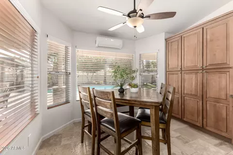 Dining - 3827 E Glenhaven Dr, Phoenix, AZ 85048 photo 1 of 1