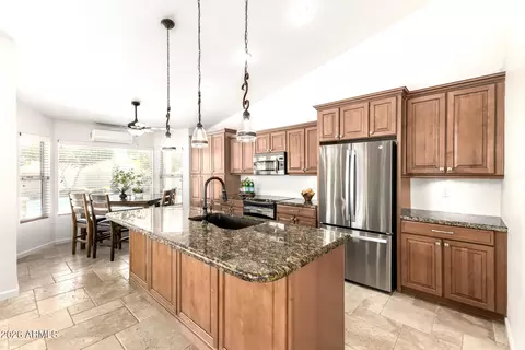 Kitchen - 3827 E Glenhaven Dr, Phoenix, AZ 85048 photo 1 of 3