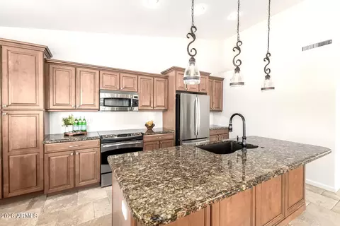 Kitchen - 3827 E Glenhaven Dr, Phoenix, AZ 85048 photo 2 of 3