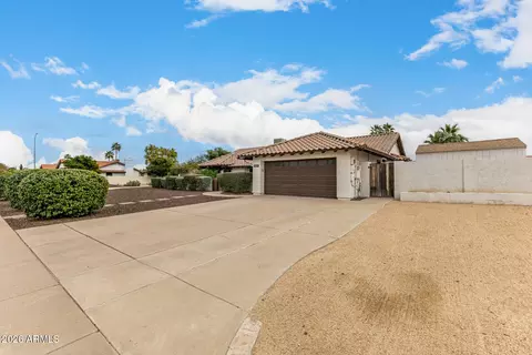 4341 E Betty Elyse Ln, Phoenix, AZ 85032 photo 5