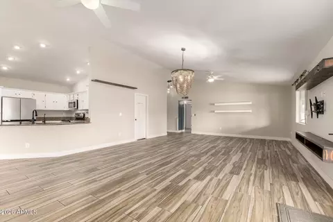 4341 E Betty Elyse Ln, Phoenix, AZ 85032 photo 6