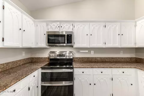 4341 E Betty Elyse Ln, Phoenix, AZ 85032 photo 12